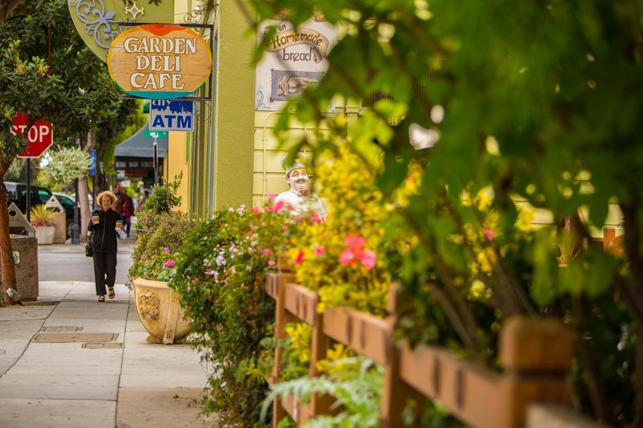 Miramar Beach Home Walk To Beach Trails Restaurants Family Activities Half Moon Bay Eksteriør bilde